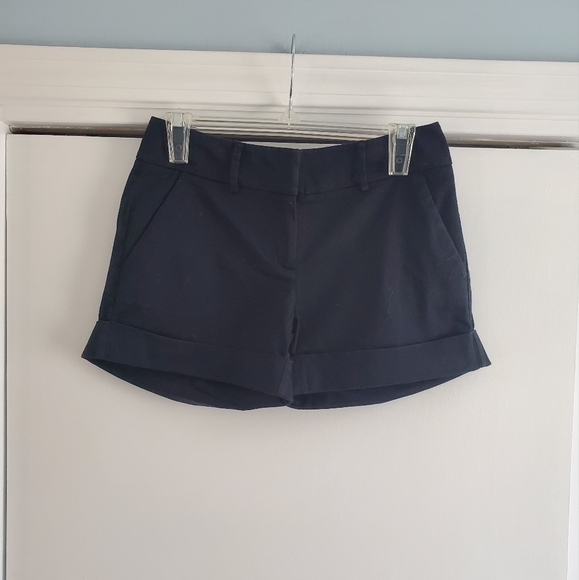 New York & Company Pants - Women's NY&C Dress Shorts  - Size 4